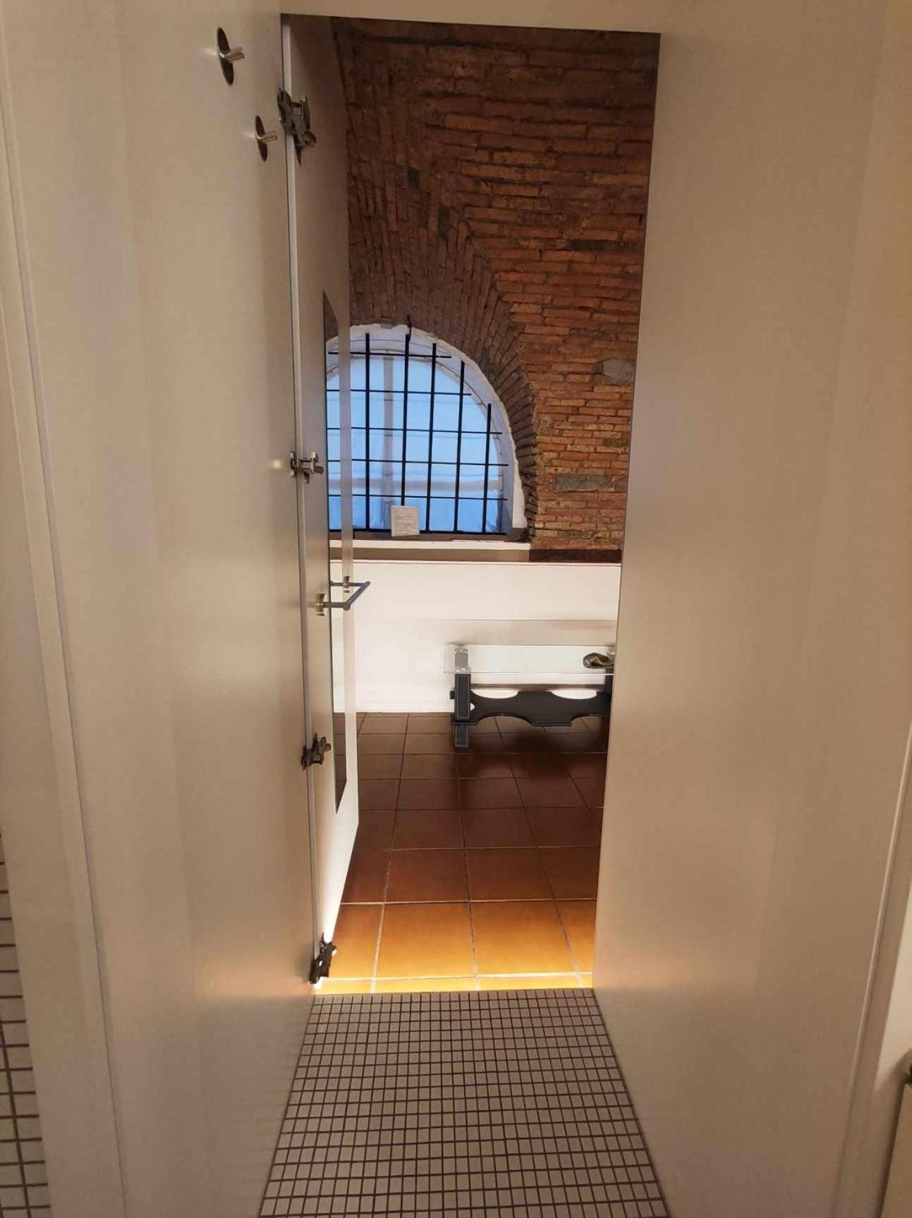 Dungeon Apartment Ljubljana Ngoại thất bức ảnh